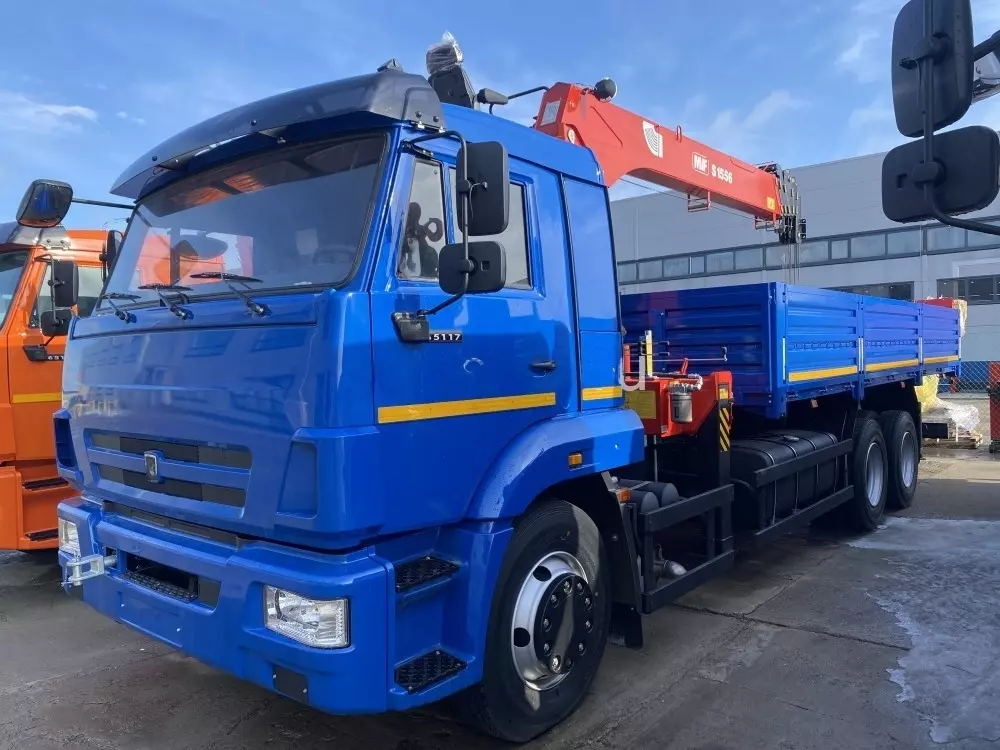 КАМАЗ 438210