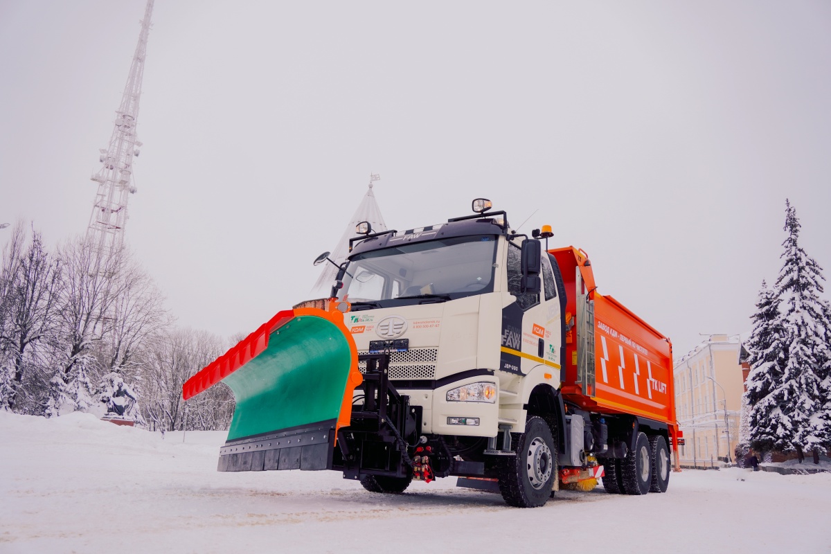 КДМ FAW J6